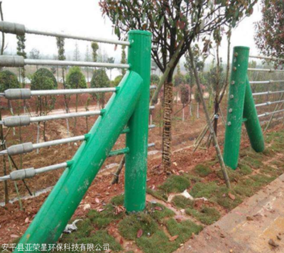 河道安装绳索护栏的关键要点 从立柱选型到施工细节