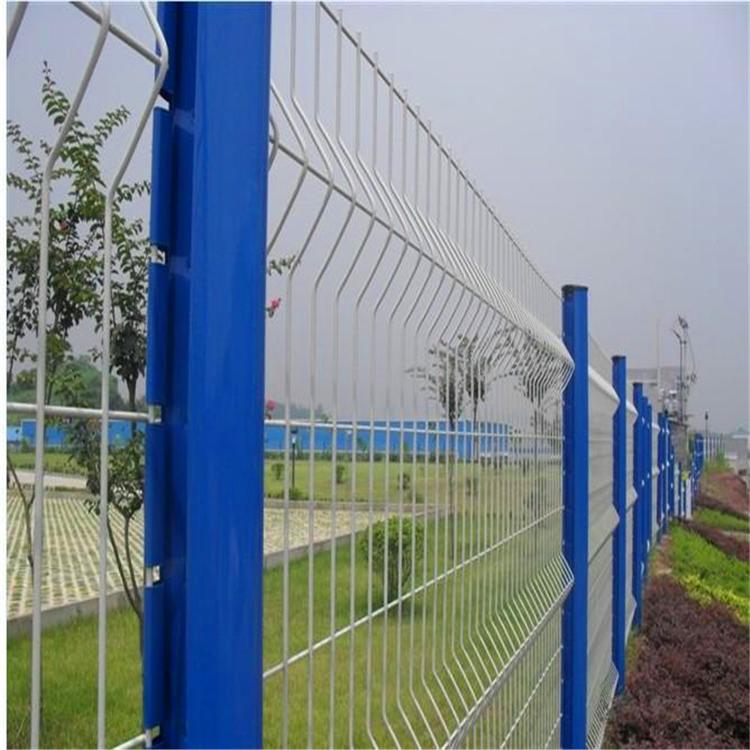 桃型柱护栏网 厂区与小区别墅的优选安全屏障